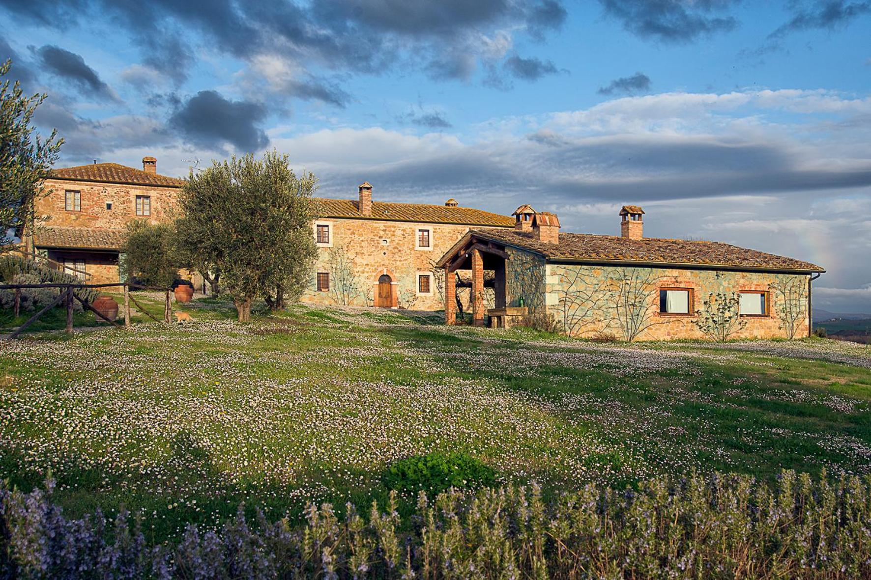 Agriturismo Le Sorbelle D'Orcia Con Piscina Pienza Kültér fotó