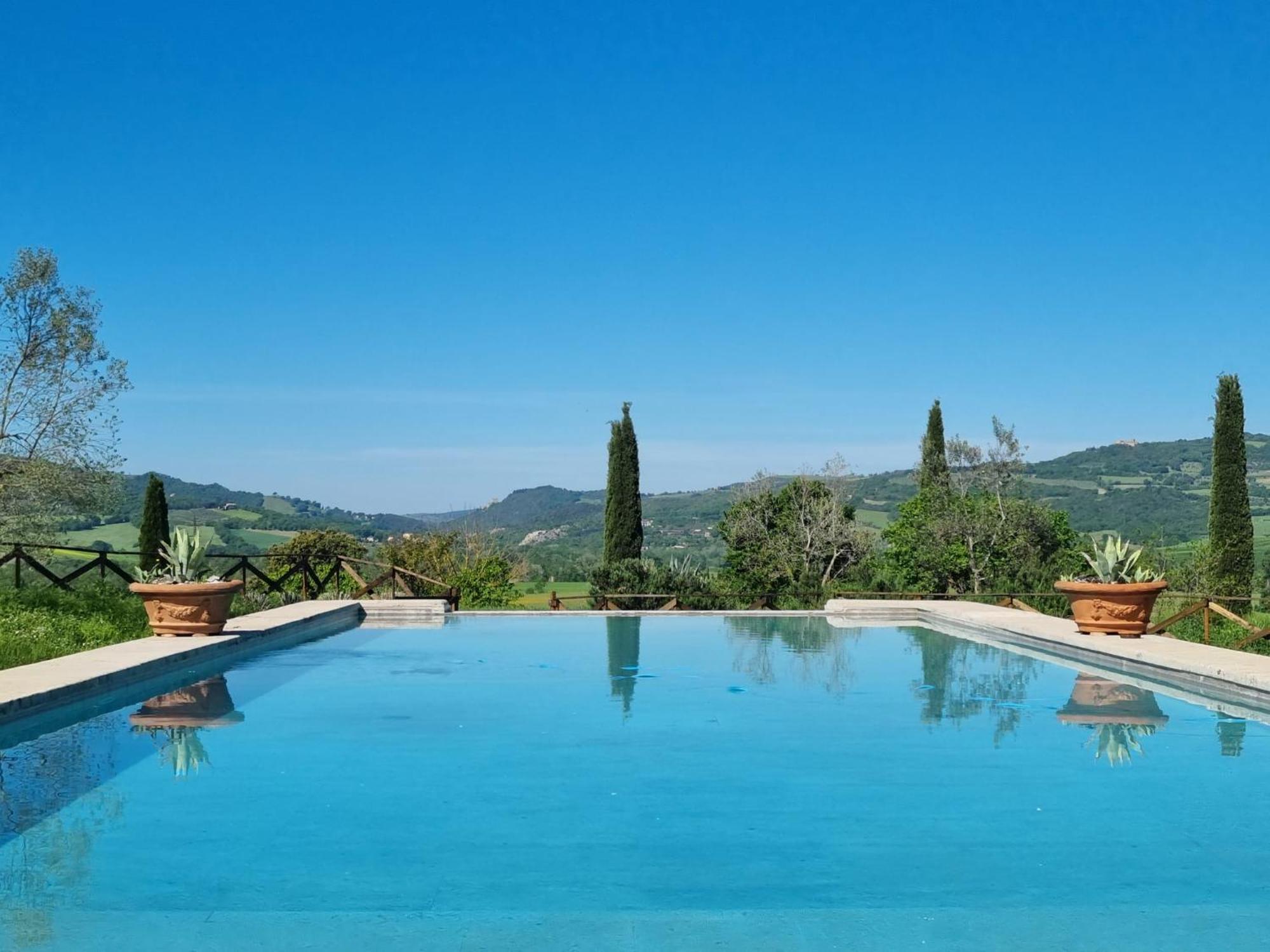 Agriturismo Le Sorbelle D'Orcia Con Piscina Pienza Kültér fotó